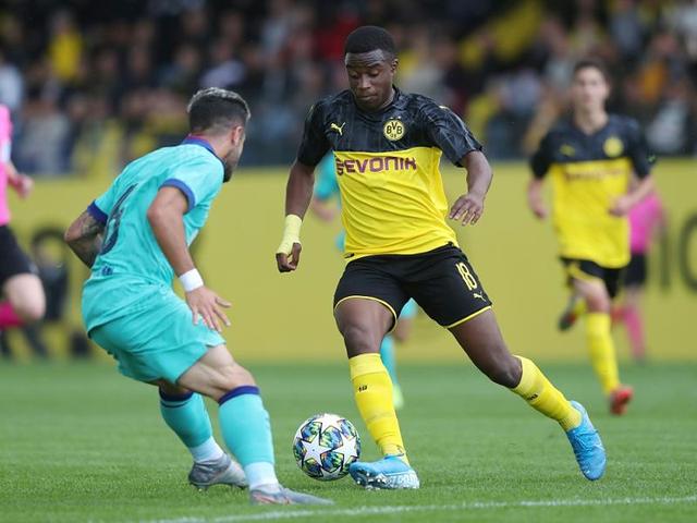  穆科科刷新德甲最年轻进球纪录  